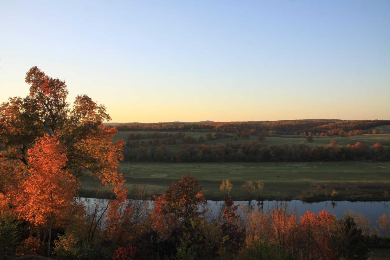 Riverfront Arkansas Retreat Near Fishing And Hiking! Gassville Luaran gambar